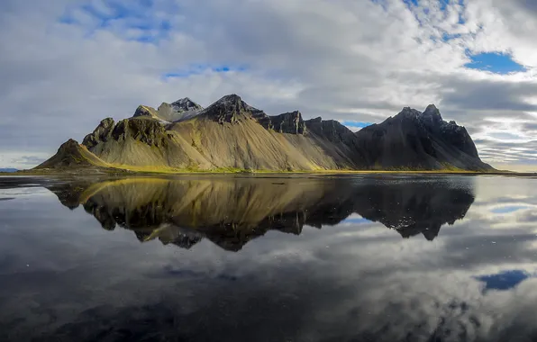 Картинка Mountain, Iceland, Reflection