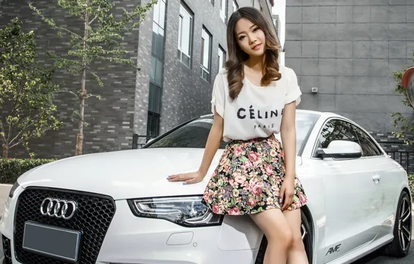 Взгляд, Audi, Девушки, красивая девушка, белый авто, опёрлась на машину