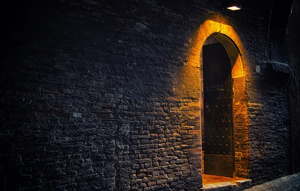 Стена, дверь, вход