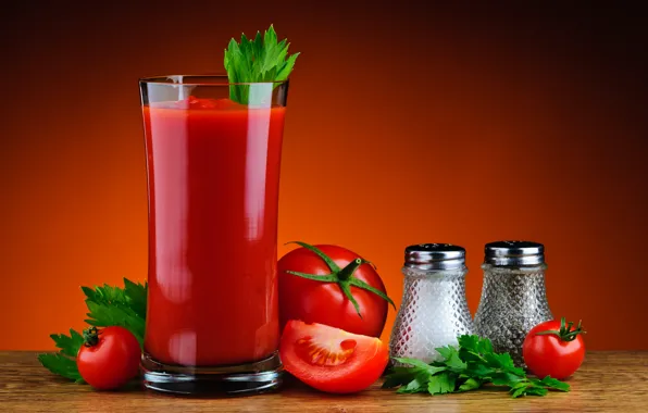 Стакан, помидоры, петрушка, томатный сок