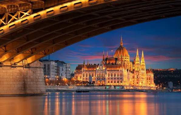 Картинка мост, река, здание, архитектура, ночной город, Венгрия, Hungary, Будапешт