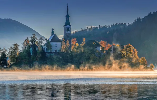Картинка осень, пейзаж, природа, туман, озеро, утро, церковь, леса