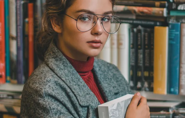 Взгляд, девушка, книги, очки, библиотека