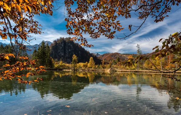 Картинка осень, деревья, пейзаж, горы, ветки, природа, озеро, холмы
