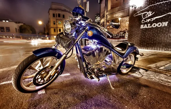 Город, мото, вечер, стоянка, honda, салон, мотцикл
