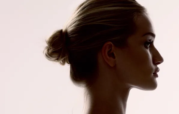 Модель, блондинка, Rosie Huntington-Whiteley