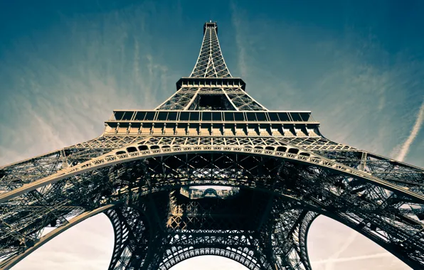 Картинка небо, Франция, Париж, символ, Эйфелева башня, Paris, архитектура, достопримечательность