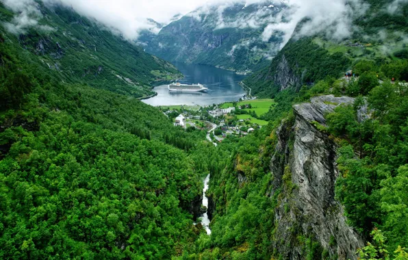 Горы, деревня, Норвегия, панорама, лайнер, Norway, фьорд, Гейрангер-фьорд