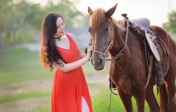 Картинка лето, девушка, улыбка, конь, лошадь, платье, азиатка