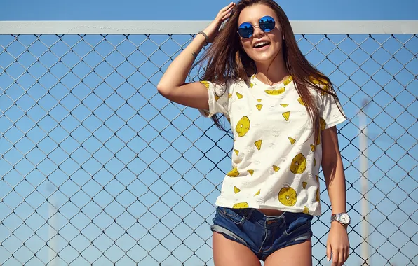 Shorts, woman, beautiful, model, pretty, sunglasses, T-shirt