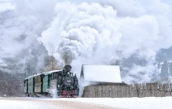 Зима, ретро, поезд, паровоз, паровозы, дым из трубы, крестьянин торжествуя на паровозе торит путь