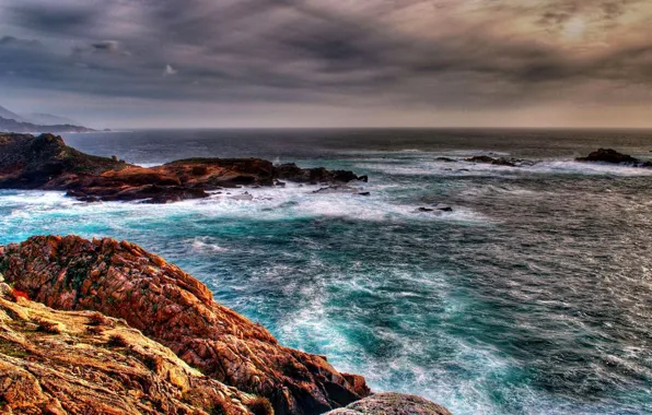 Картинка море, небо, горы, тучи, шторм, камни, скалы