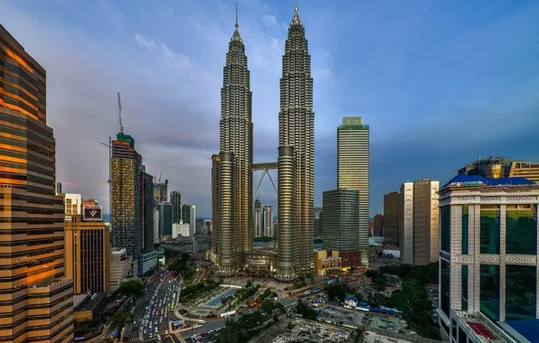 Картинка город, день, башни, Малайзия, Куала-Лумпур, одинаковые