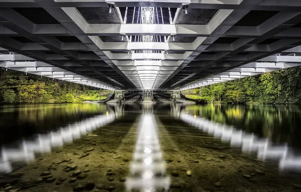 Reflection, strandherd, Vimy Memorial Bridge