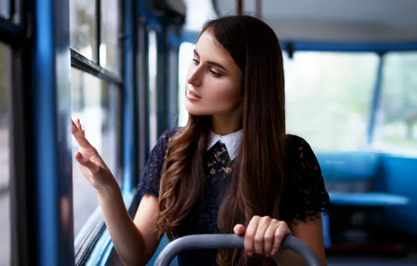 Картинка взгляд, Девушка, платье, окно, автобус, Maksim Romanov