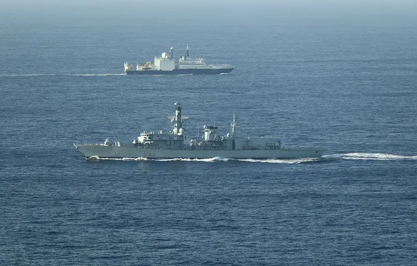 Океанографическое судно Янтарь, эсминец HMS Somerset, 2025 год