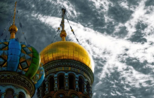 Russia, Saint Petersburg, Onion Domes of Church of the Savior on Blood