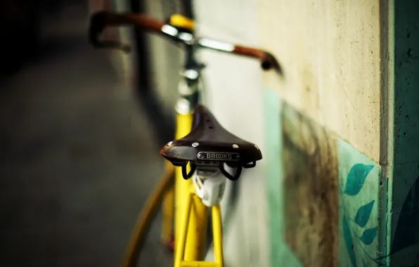 Картинка желтый, велосипед, город, фон, отдых, widescreen, обои, спорт