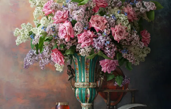 Картинка цветы, стиль, перо, вино, бокал, розы, букет, ваза