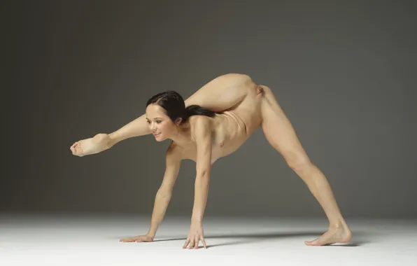 Pussy, nude, naked, athletic, flexible, Magdalena, petite, shaved