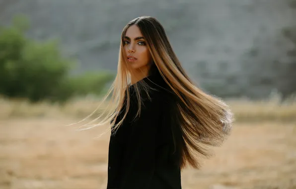 Картинка long hair, woman, beautiful, model, sweet, look, adorable
