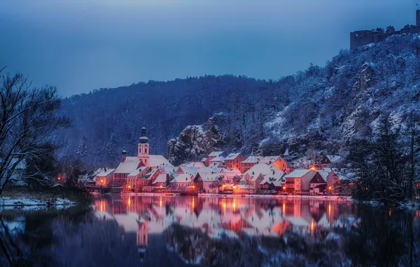 Картинка зима, пейзаж, отражение, река, здания, гора, Германия, Бавария