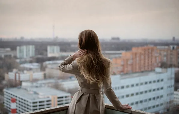 Картинка девушка, город, пасмурно, вид, Москва, балкон, Atmosphere, Радмила Садыкова