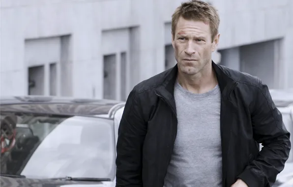 Авто, поза, улица, куртка, Аарон Экхарт, Aaron Eckhart, Экспат, Erased