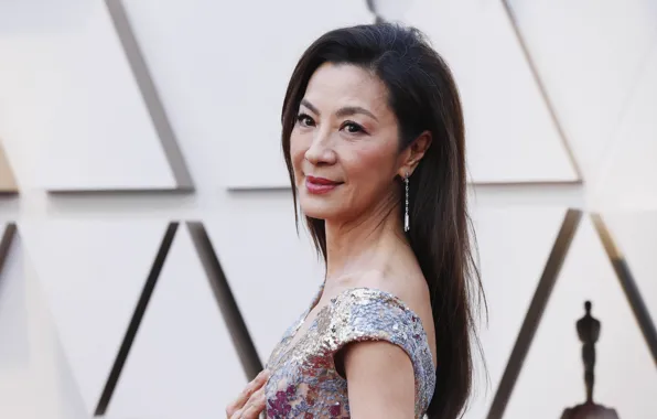 Поза, актриса, hair, Мишель Йео, Michelle Yeoh