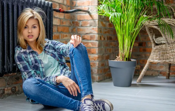 Jeans, blond, floor, female, posing, denim, casual