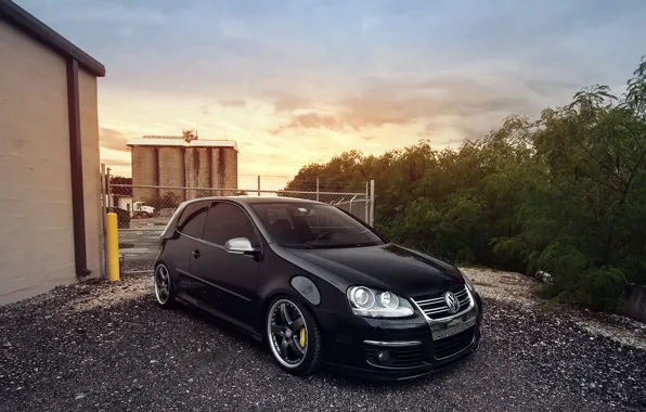 Картинка black, golf, stance, mk5, Volkswagtn, fronte