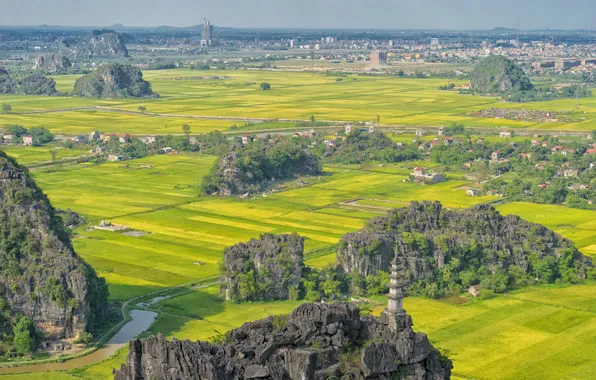 Горы, поля, панорама