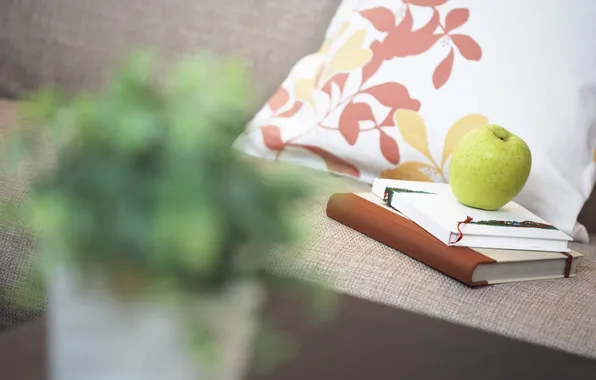 Картинка зелень, цветы, настроение, книги, apple, яблоко, блокнот, подушка