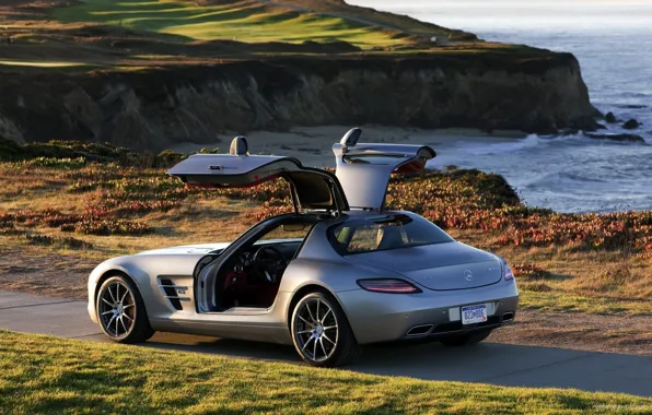 Море, солнце, Mercedes-Benz, двери