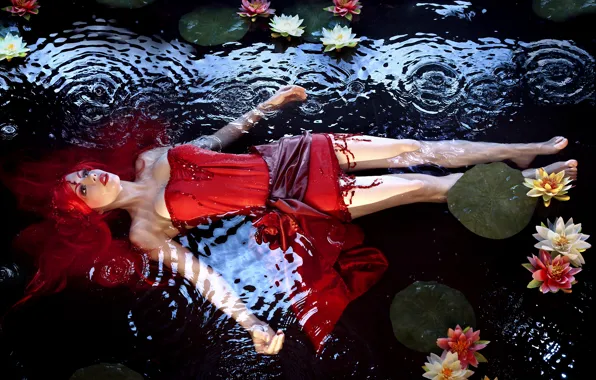 Картинка вода, девушка, красный, фон, волосы, платье, красиво, лежит