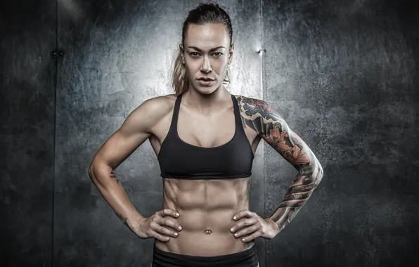 Tattoos, abs, Nikki Leonard