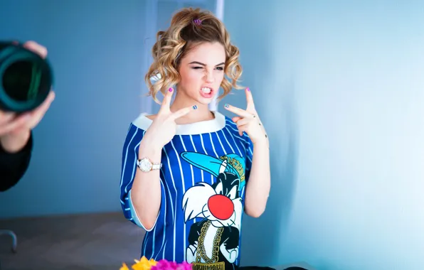 Девушка, руки, кофта, Maryana Ro