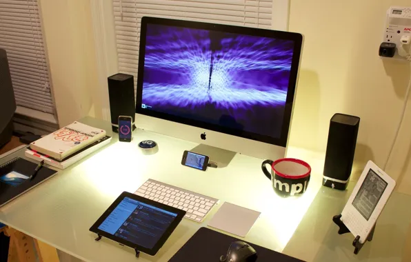 Картинка стол, iPhone, iPod, мебель, книга, монитор, book, Cool Desktop