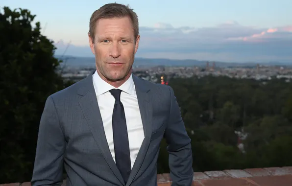 Улица, костюм, актер, Аарон Экхарт, Aaron Eckhart