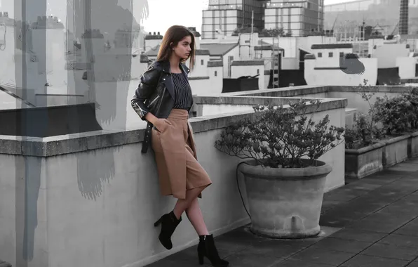 Woman, young, beautiful, model, brunette, clothes, charming