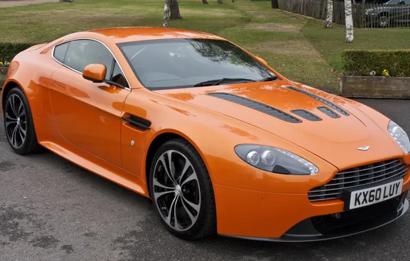 Aston Martin, Vantage, V12, '2009–13