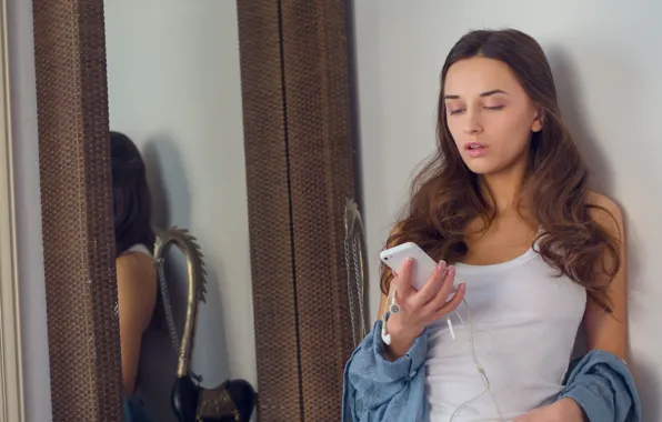 Hot girl, model, reflection, sexy woman, looking, photoshoot, posing, mirror