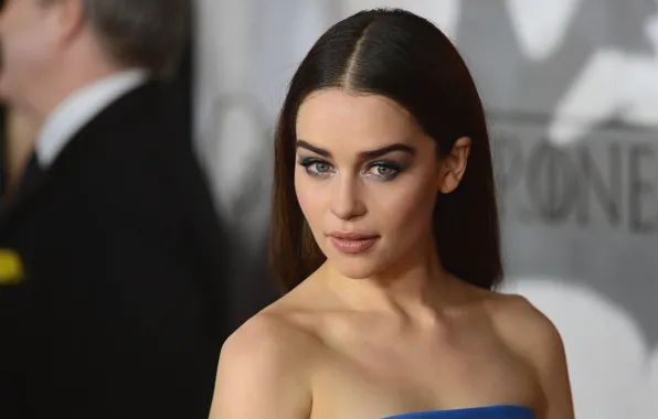 Взгляд, поза, актриса, брюнетка, Emilia Clarke, Эмилия Кларк