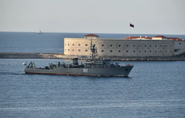 Морской, Севастополь, тральщик, проект 266м, Турбинист, автор Erne