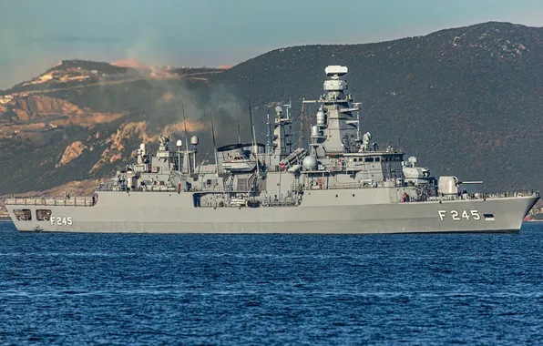 Фрегат, ВМС Турции, TCG Orucreis