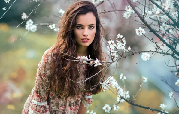 Девушка, весна, Beatriz Calderón