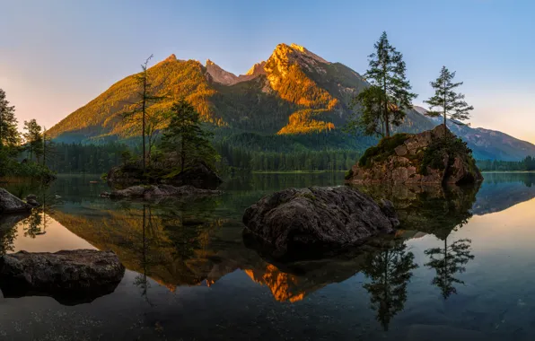 Картинка лес, деревья, горы, озеро, камни, скалы, Германия, Бавария
