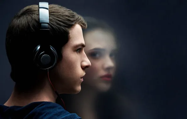 Headphone, Netflix, Dylan Minnette, tv seies, Katherine Langford, 13 Reasons Why, Clay Jensen