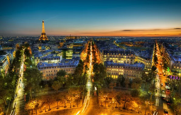 Картинка небо, деревья, ночь, тучи, город, огни, Франция, Париж