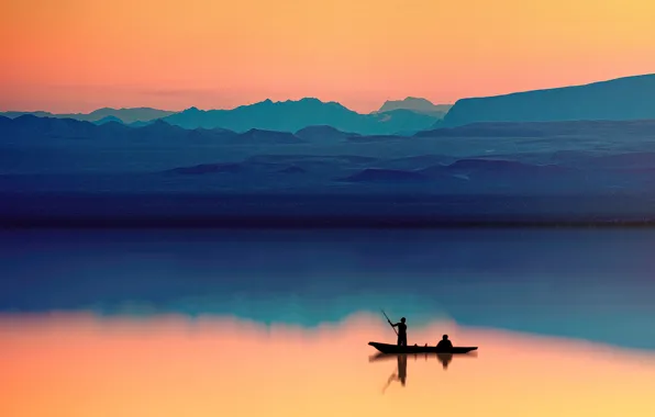 Картинка небо, горы, озеро, рыбаки, sky, отражение в воде, mountains, lake